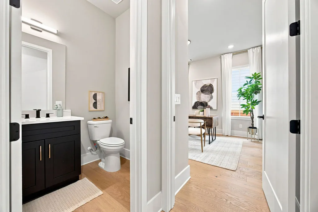 Powder room